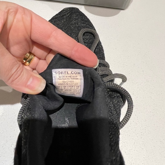 $120 Sorel kinetic tie black women’s comfort style sneakers tennis shoes size 10 - Picture 7 of 8